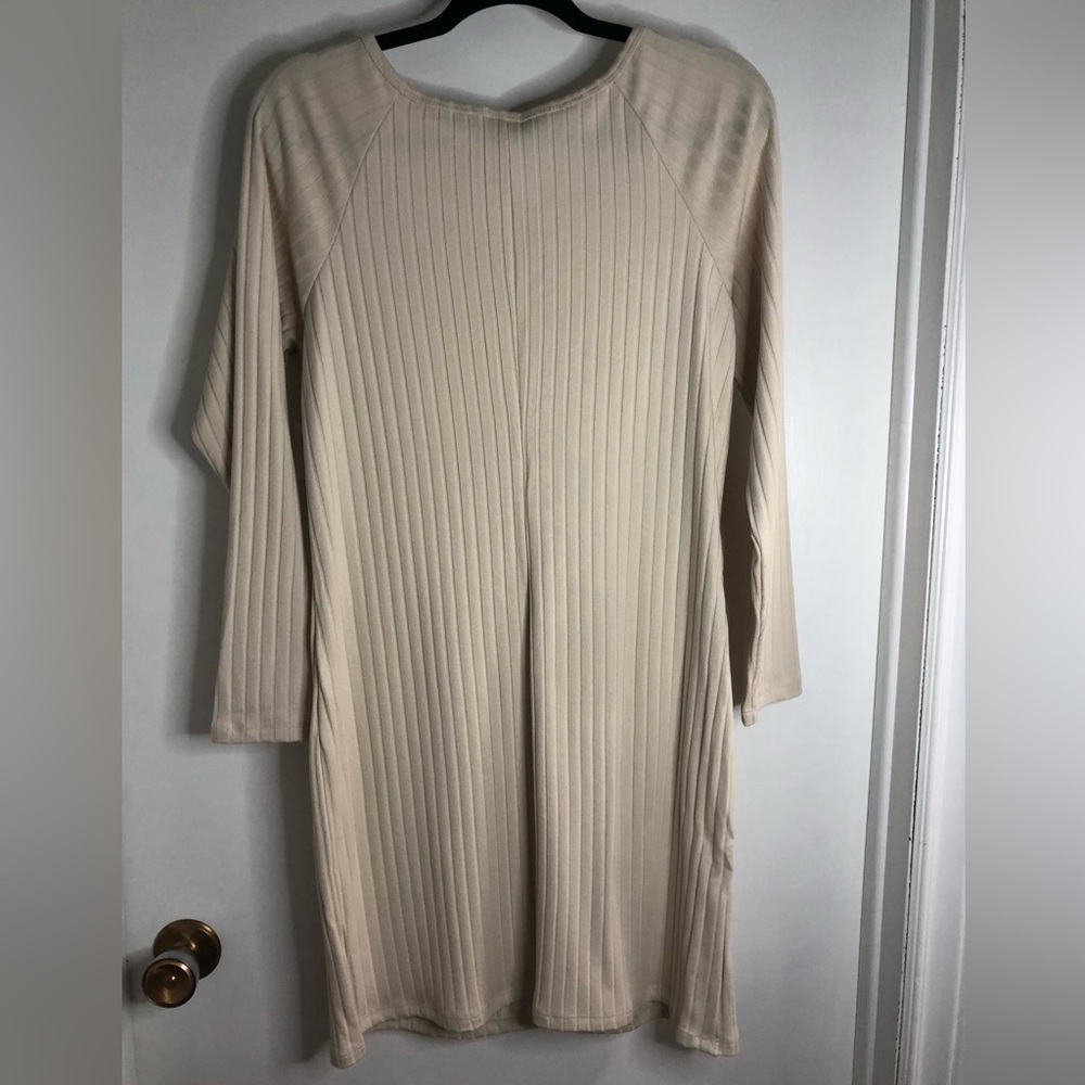 Old Navy Scooped Neck rubbed mini dress - Picture 6 of 8